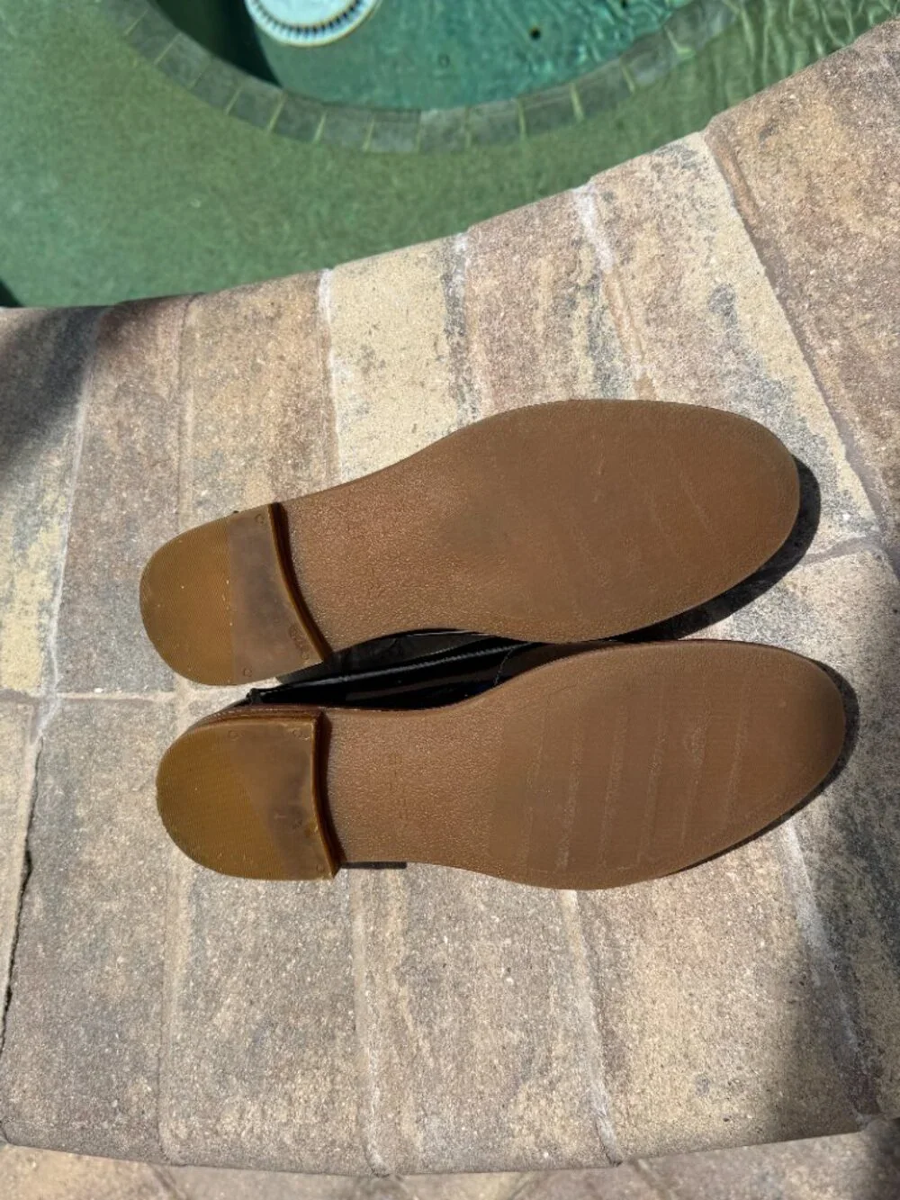 Sperry black patent loafers like new
